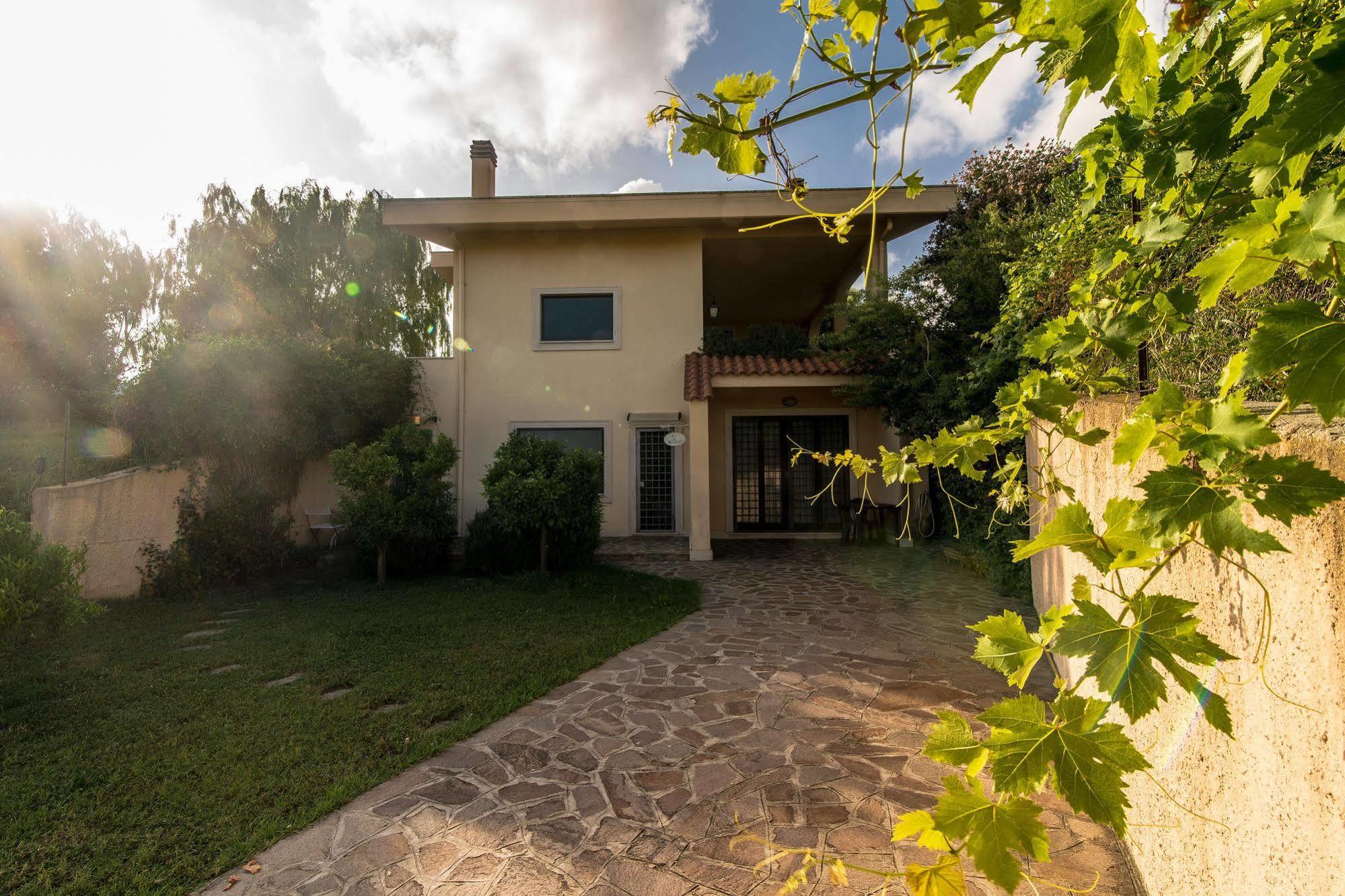 B&B Millennium Ladispoli Exterior foto